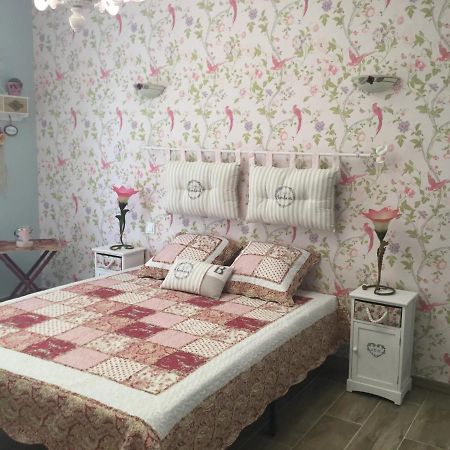 Le Pot Aux Roses Hotel Canet  Buitenkant foto